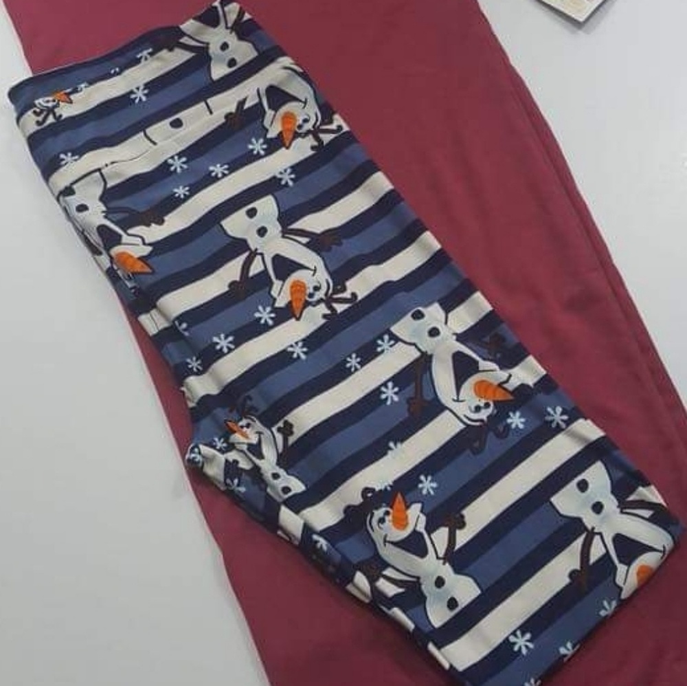 Lularoe olaf os legging